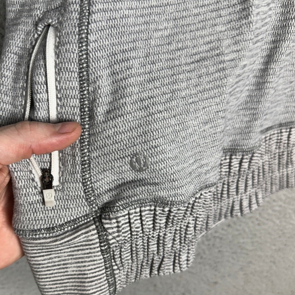 Lululemon Sweatshirt Womens 4 Grey White Stripes Pullover Sweatshirt Long Sleeve - Picture 5 of 8
